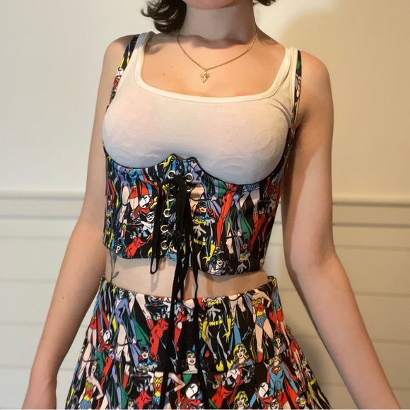 Dolls kill / DC collab corset/skirt set - Picture 11 of 16